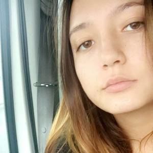 Meet your Posher, Carlene